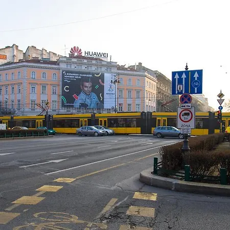 Apartmán Home, Far Away From