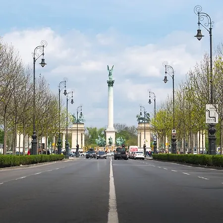 Home, Far Away From * Budapešť